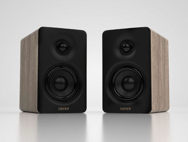 Edifier M60 CLASSIC OAK Product Deck | M series speakers M60 
