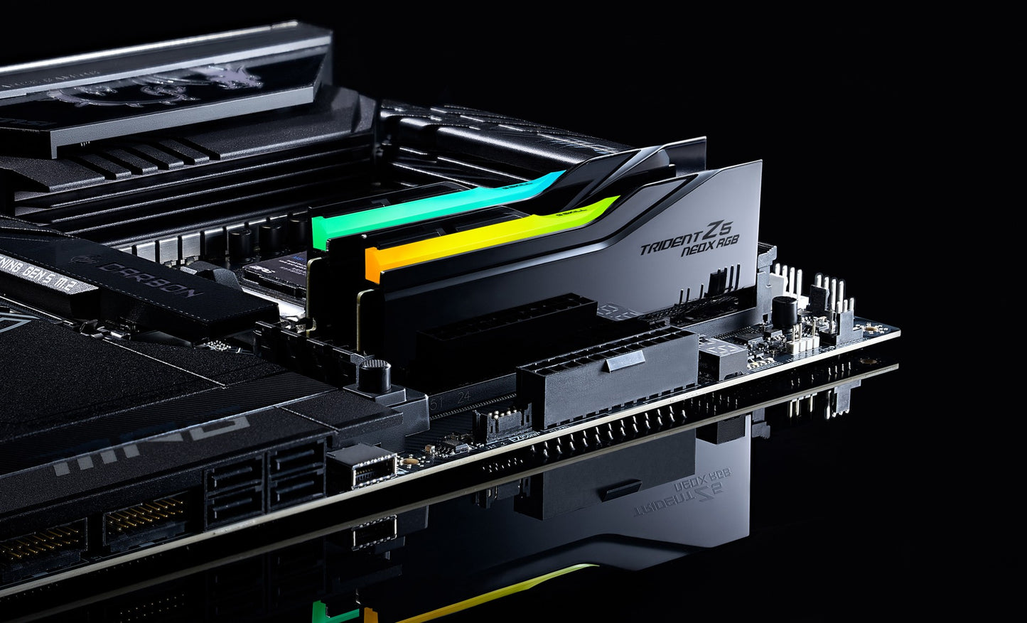 G.SKILL F5-6000A3038F16GX2-TZ5NXRK 32GB (2 x 16GB)/ DDR5 6000 MT/s/ Timings 30-38-38-32/ Voltage 1.35V/ TZ5 Neo X RGB AMD EXPO Ultra Low Latency F5-6000A3038F16GX2-TZ5NXRK